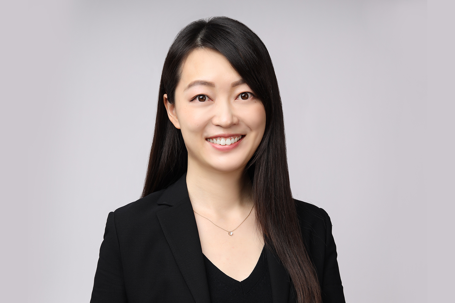 Headshot Rachel Huang