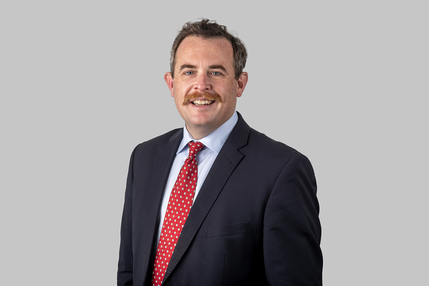 Headshot Angus James