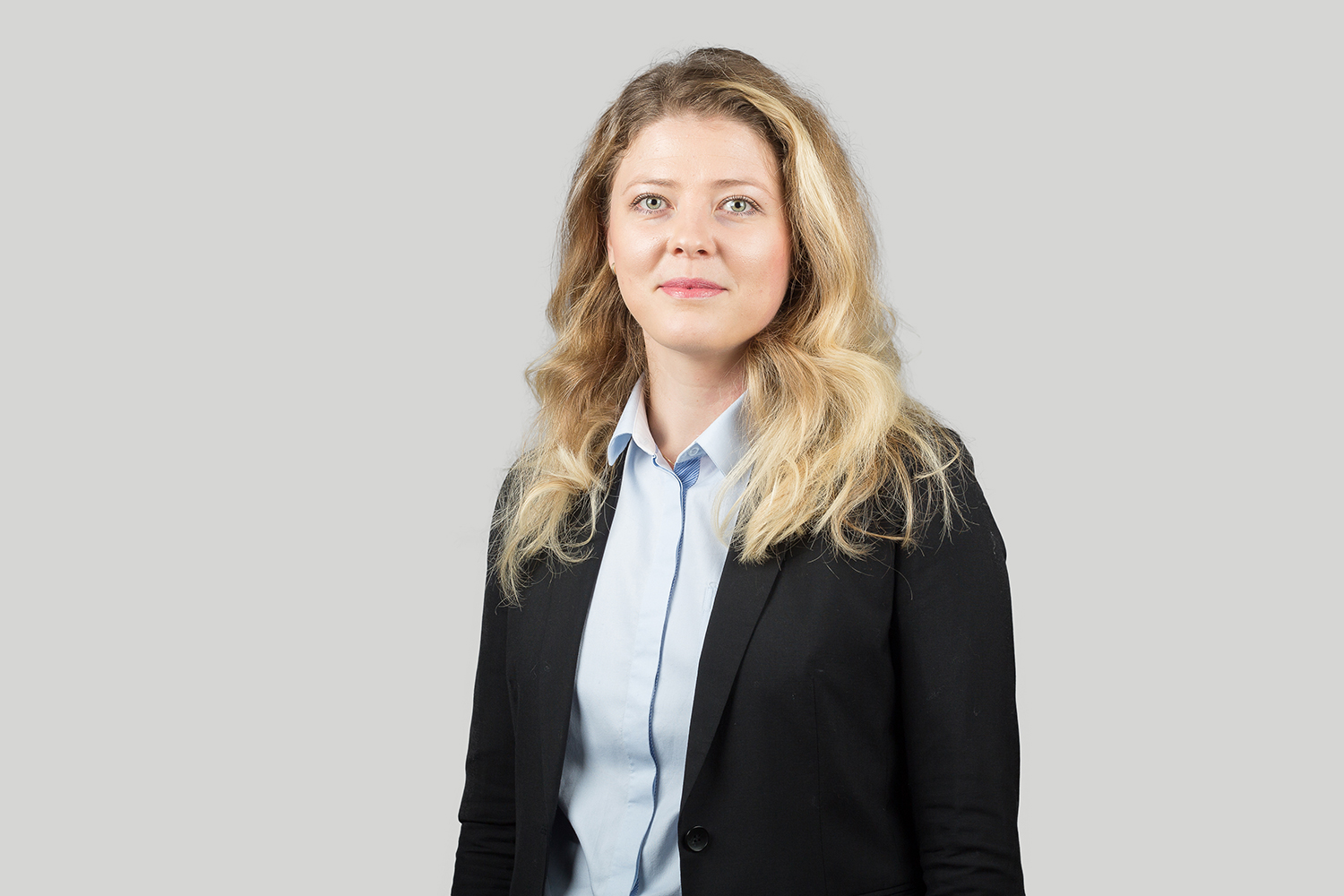 Headshot of Marcela Tudose