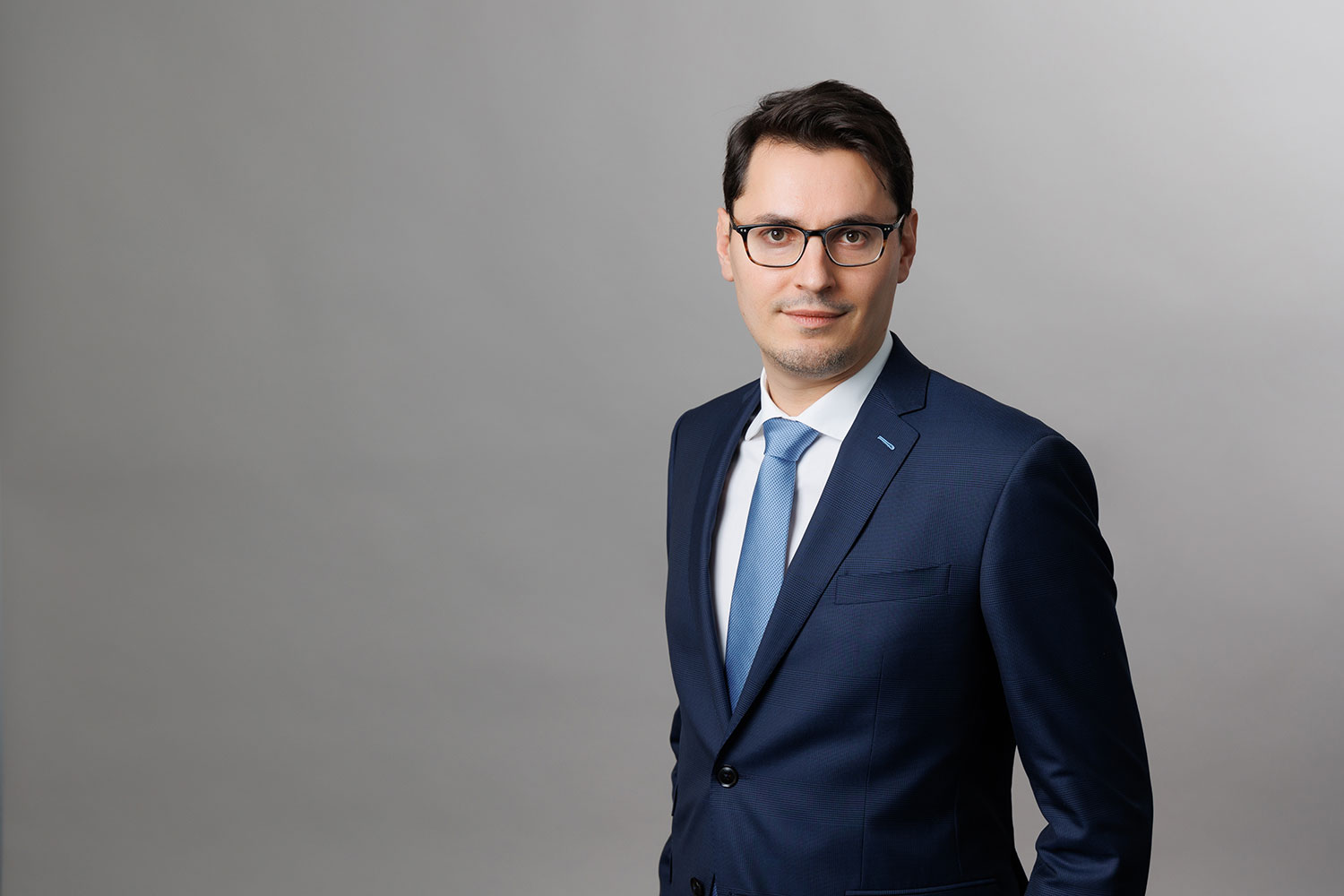 Headshot Hadrien Bremon