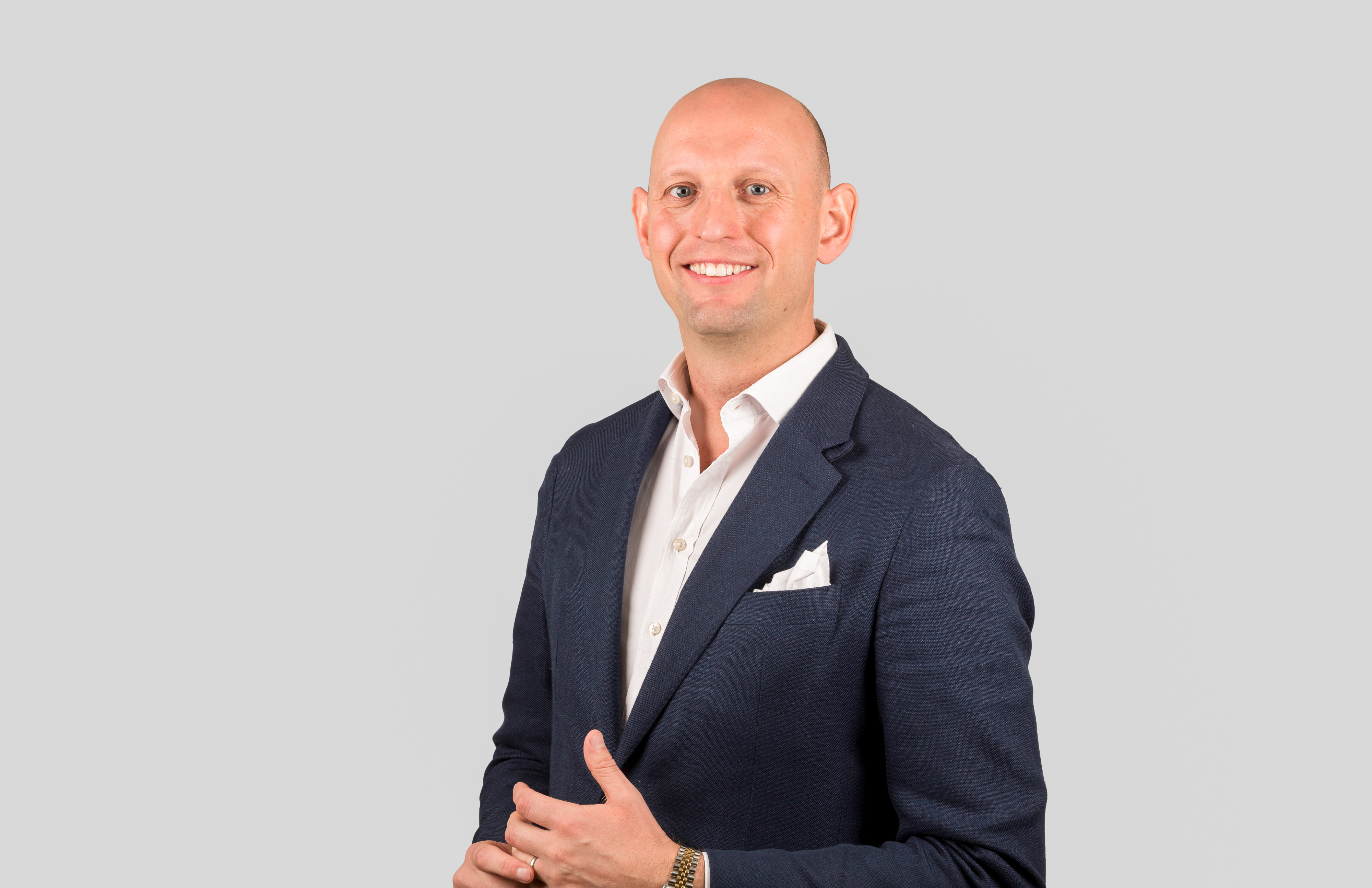 Headshot Jonathan Hughes