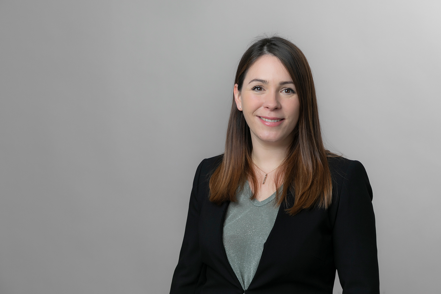 Headshot of Helene Arvis